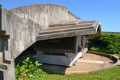 家族墓內部|縱橫現代景觀與古典建築，布里昂家族墓園Brion